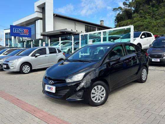 HYUNDAI HB20S 1.6 COMFORT PLUS 16V FLEX 4P MANUAL